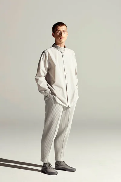 Look 27